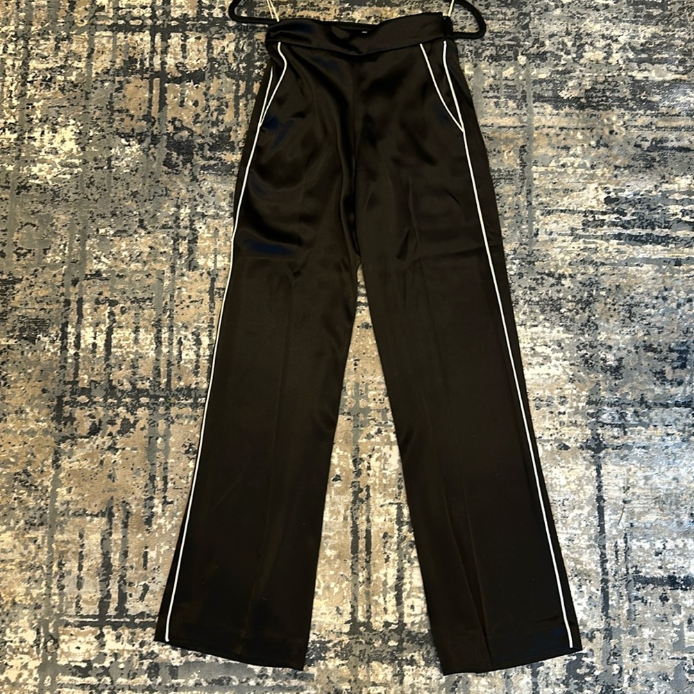 Aritzia, Wilfred Black Satin Wide Leg Pants, Size 2